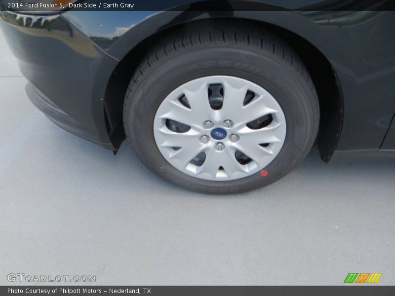  2014 Fusion S Wheel