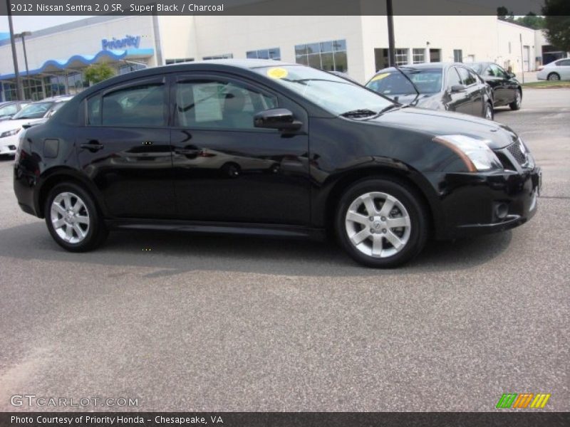 Super Black / Charcoal 2012 Nissan Sentra 2.0 SR
