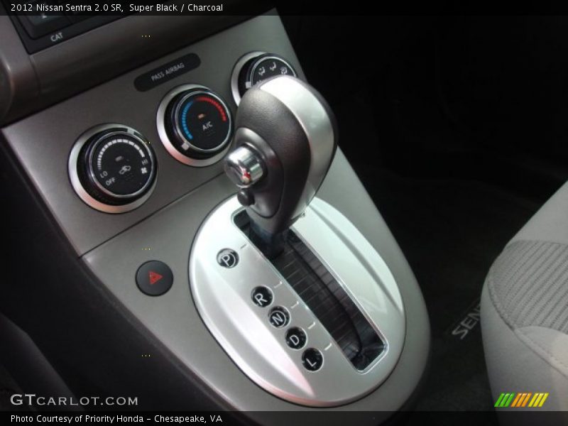 Super Black / Charcoal 2012 Nissan Sentra 2.0 SR