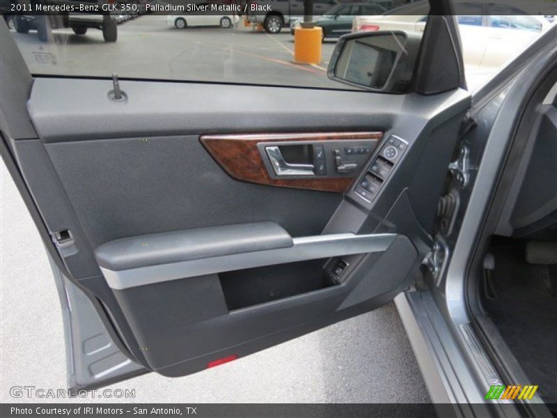 Palladium Silver Metallic / Black 2011 Mercedes-Benz GLK 350