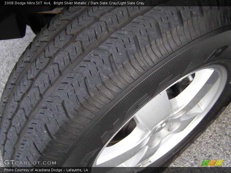 Bright Silver Metallic / Dark Slate Gray/Light Slate Gray 2008 Dodge Nitro SXT 4x4