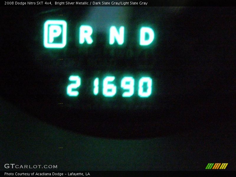 Bright Silver Metallic / Dark Slate Gray/Light Slate Gray 2008 Dodge Nitro SXT 4x4