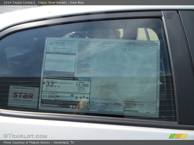Classic Silver Metallic / Steel Blue 2014 Toyota Corolla S