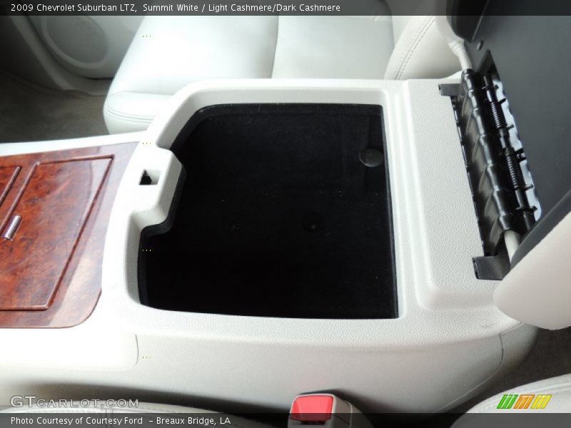 Summit White / Light Cashmere/Dark Cashmere 2009 Chevrolet Suburban LTZ