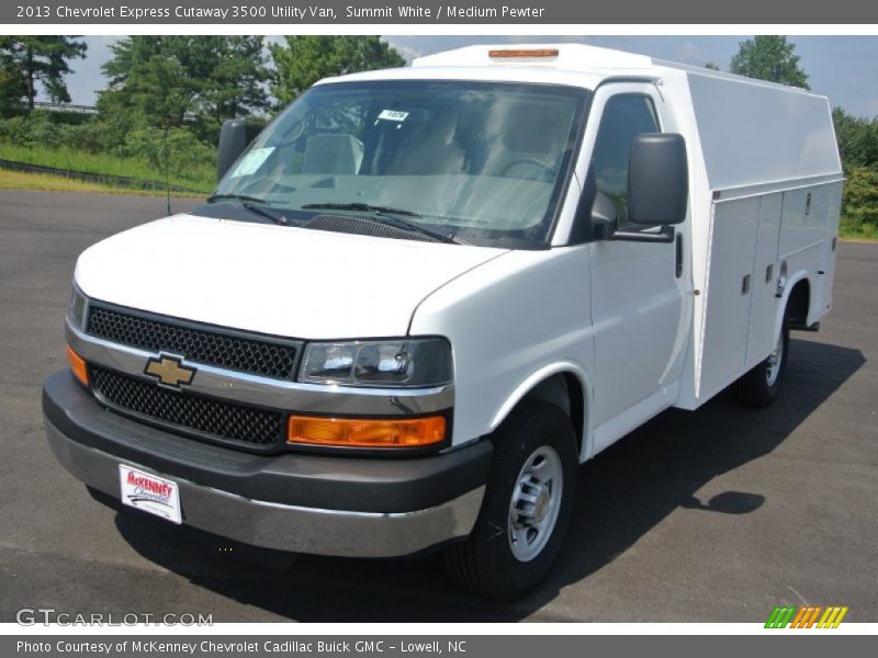 Summit White / Medium Pewter 2013 Chevrolet Express Cutaway 3500 Utility Van