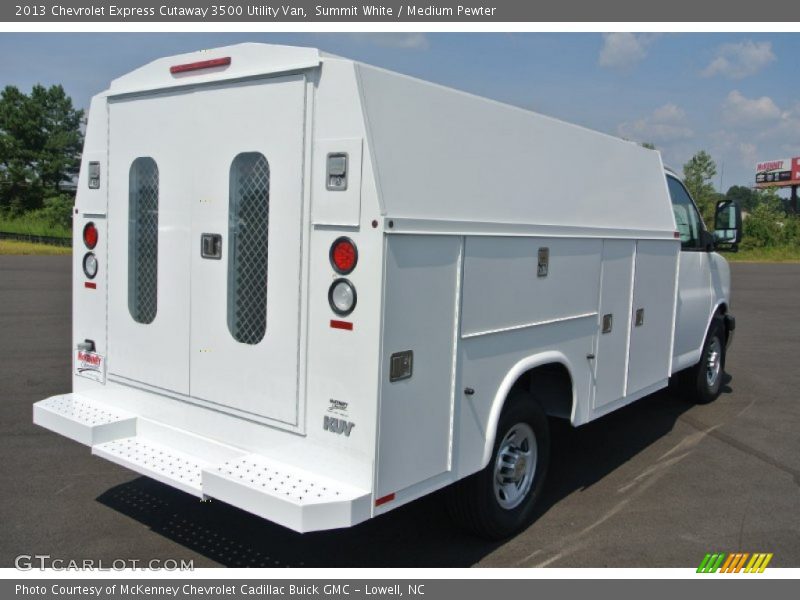 Summit White / Medium Pewter 2013 Chevrolet Express Cutaway 3500 Utility Van