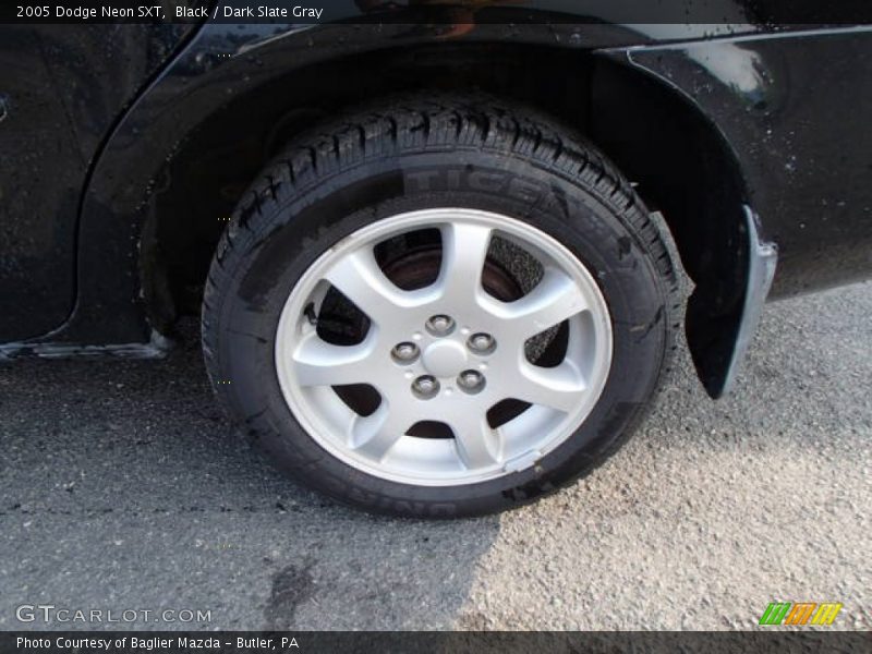 Black / Dark Slate Gray 2005 Dodge Neon SXT