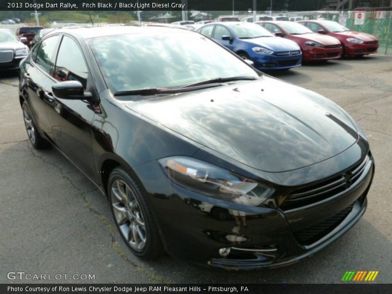 Pitch Black / Black/Light Diesel Gray 2013 Dodge Dart Rallye