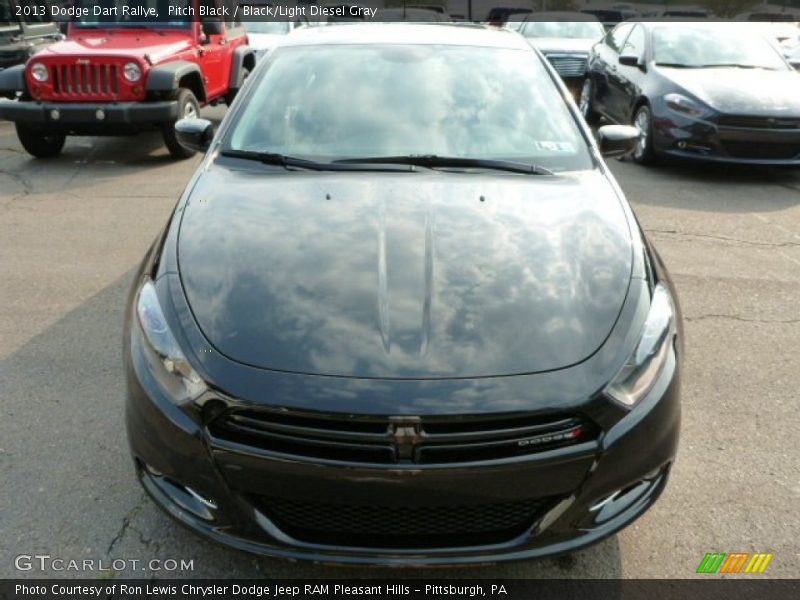Pitch Black / Black/Light Diesel Gray 2013 Dodge Dart Rallye