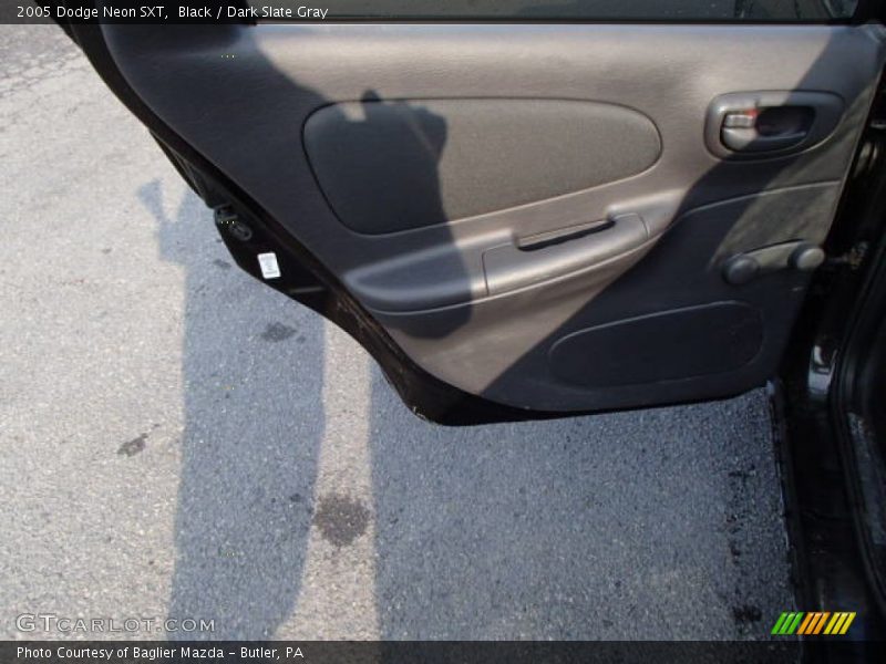 Black / Dark Slate Gray 2005 Dodge Neon SXT