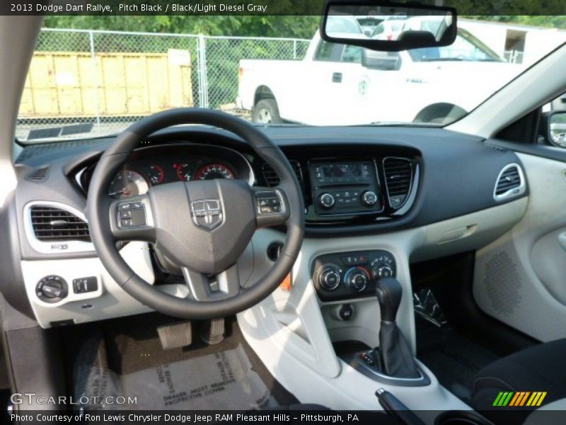 Pitch Black / Black/Light Diesel Gray 2013 Dodge Dart Rallye
