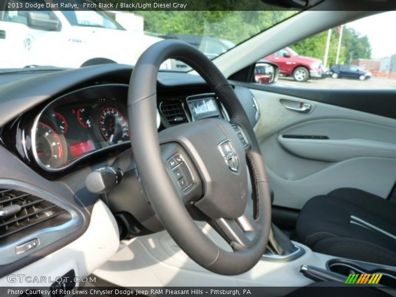 Pitch Black / Black/Light Diesel Gray 2013 Dodge Dart Rallye