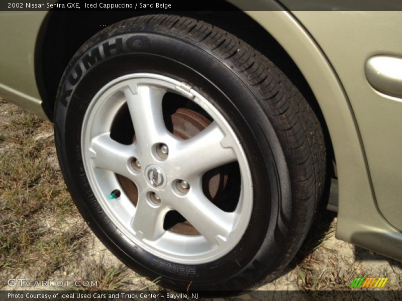 Iced Cappuccino / Sand Beige 2002 Nissan Sentra GXE