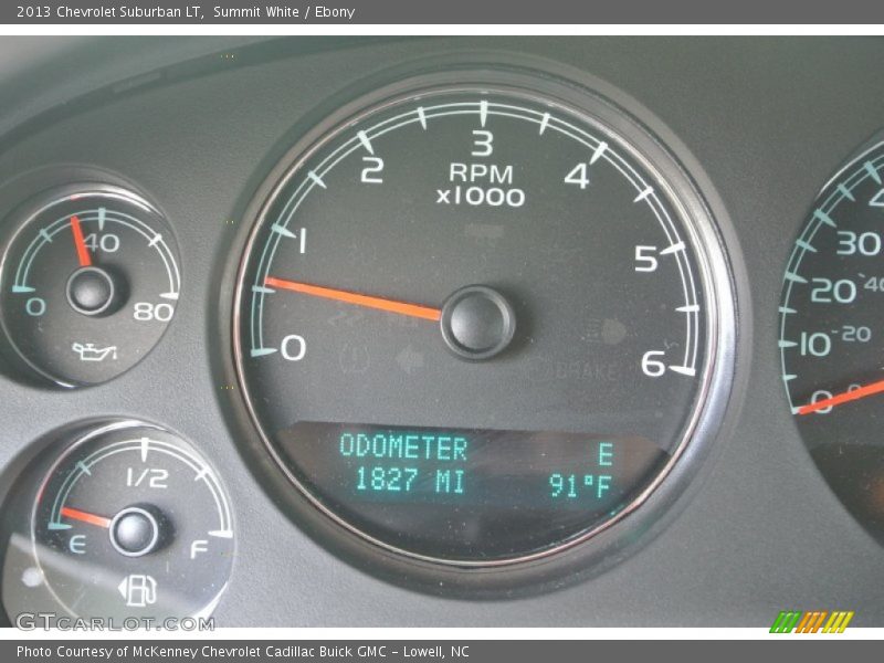 Summit White / Ebony 2013 Chevrolet Suburban LT