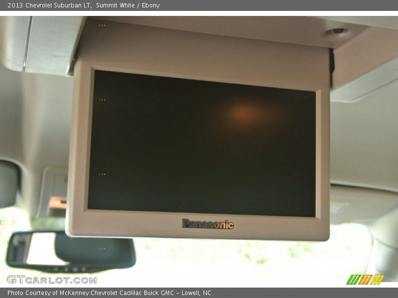 Summit White / Ebony 2013 Chevrolet Suburban LT