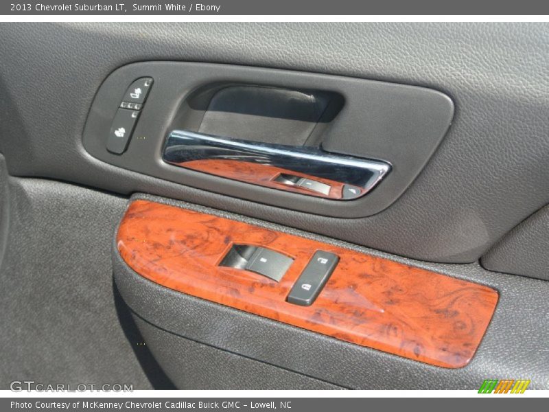 Summit White / Ebony 2013 Chevrolet Suburban LT