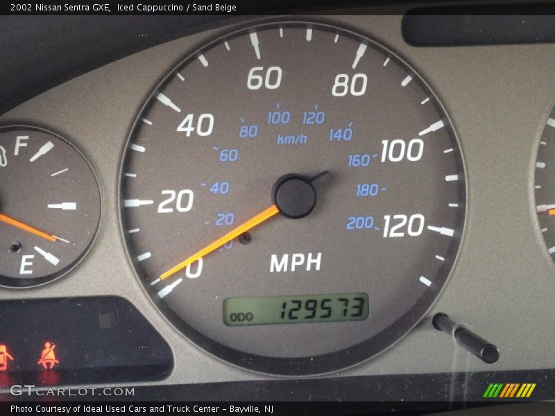 Iced Cappuccino / Sand Beige 2002 Nissan Sentra GXE