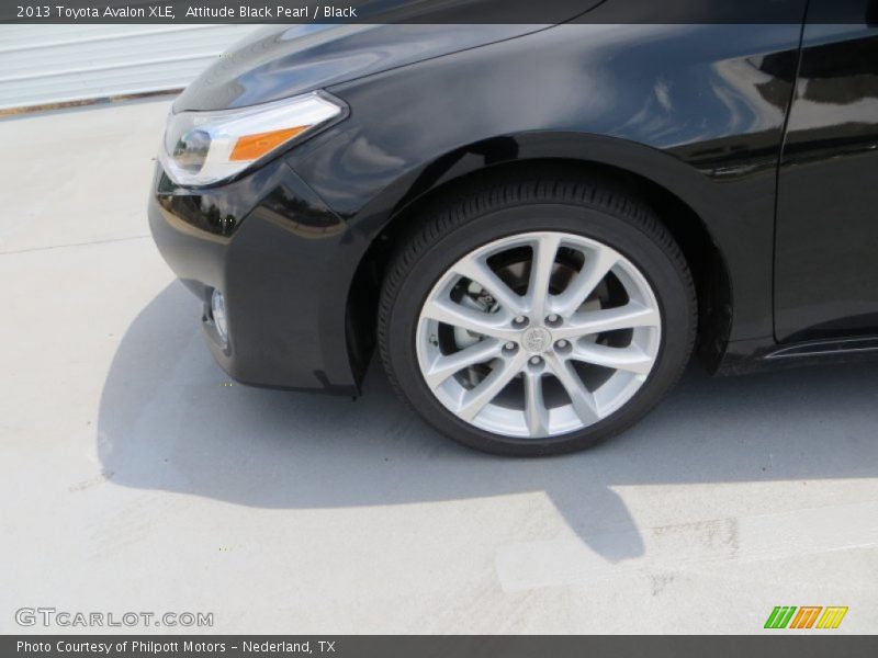 Attitude Black Pearl / Black 2013 Toyota Avalon XLE