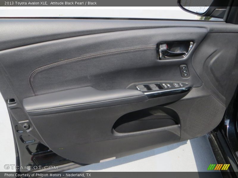 Attitude Black Pearl / Black 2013 Toyota Avalon XLE