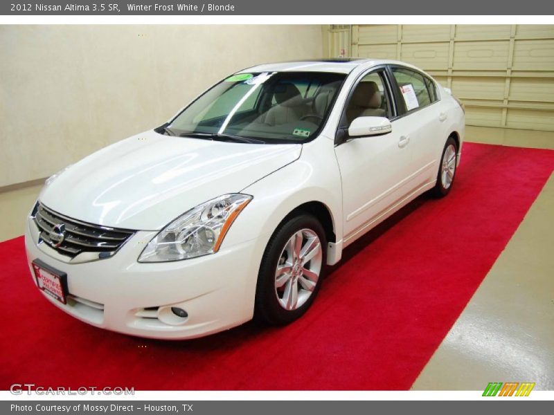 Winter Frost White / Blonde 2012 Nissan Altima 3.5 SR