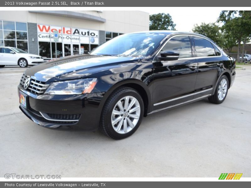 Black / Titan Black 2013 Volkswagen Passat 2.5L SEL