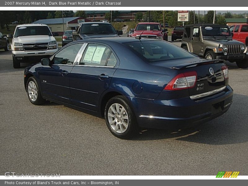 Dark Blue Pearl Metallic / Dark Charcoal 2007 Mercury Milan I4