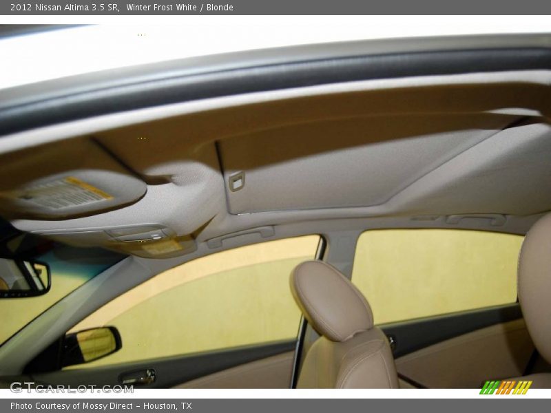 Winter Frost White / Blonde 2012 Nissan Altima 3.5 SR