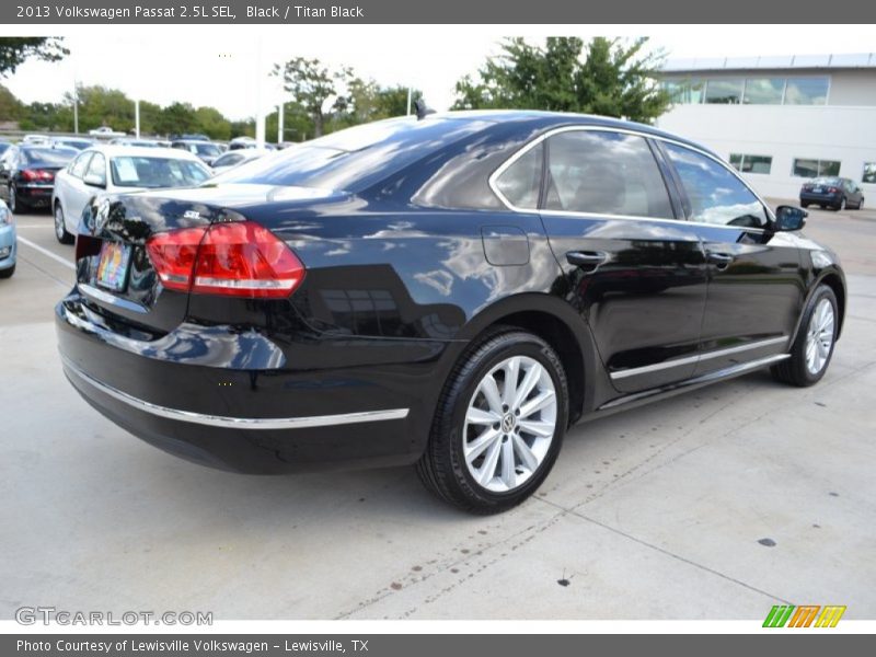 Black / Titan Black 2013 Volkswagen Passat 2.5L SEL