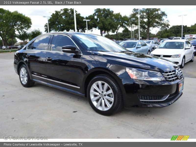 Black / Titan Black 2013 Volkswagen Passat 2.5L SEL