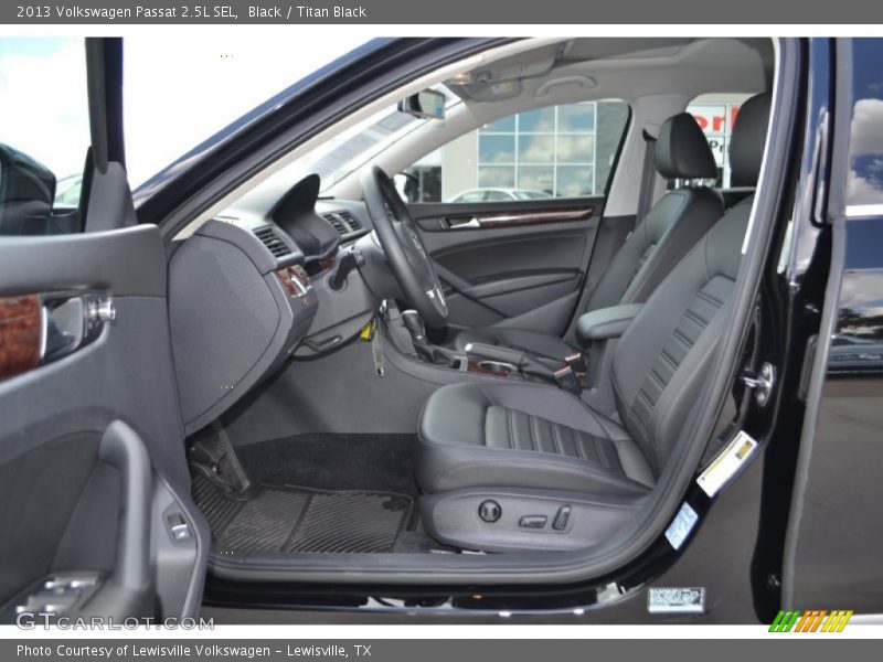 Black / Titan Black 2013 Volkswagen Passat 2.5L SEL