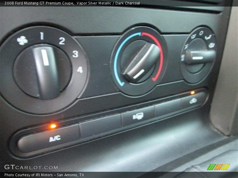 Vapor Silver Metallic / Dark Charcoal 2008 Ford Mustang GT Premium Coupe
