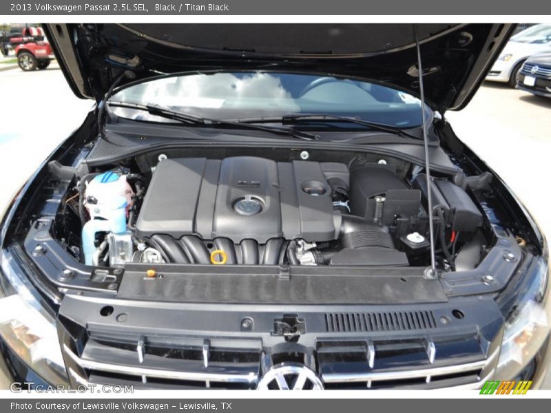 Black / Titan Black 2013 Volkswagen Passat 2.5L SEL