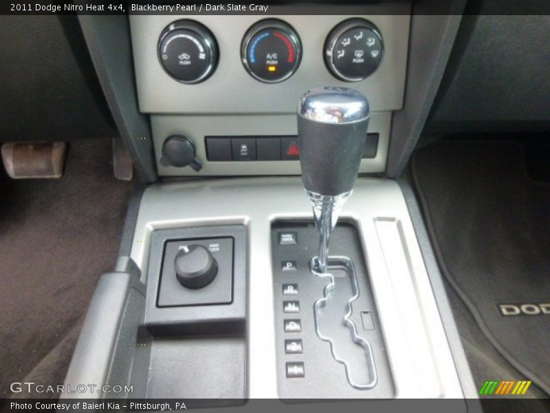 Blackberry Pearl / Dark Slate Gray 2011 Dodge Nitro Heat 4x4