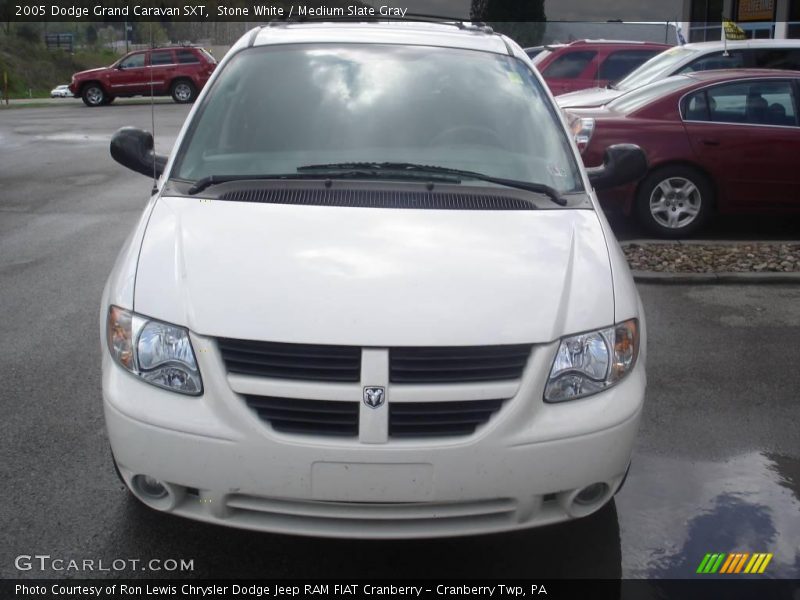 Stone White / Medium Slate Gray 2005 Dodge Grand Caravan SXT