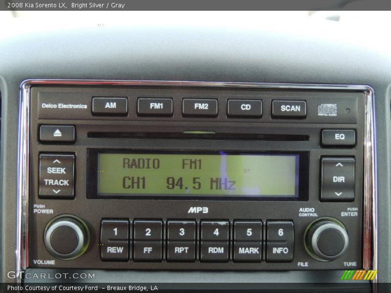 Bright Silver / Gray 2008 Kia Sorento LX