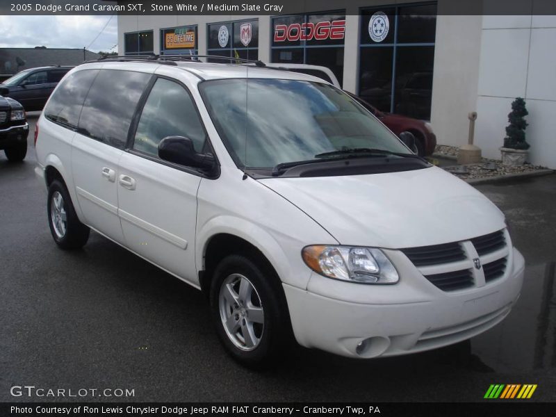 Stone White / Medium Slate Gray 2005 Dodge Grand Caravan SXT
