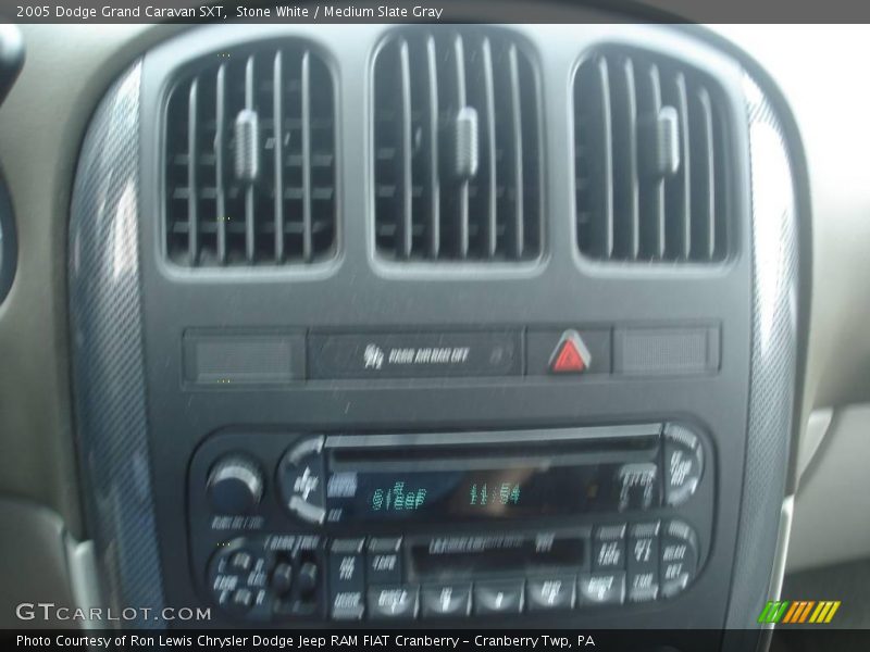 Stone White / Medium Slate Gray 2005 Dodge Grand Caravan SXT