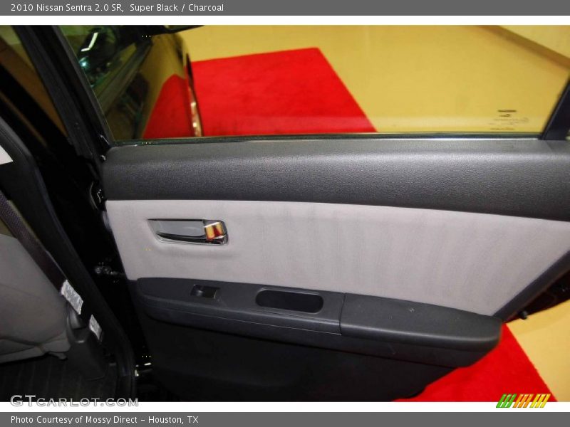 Super Black / Charcoal 2010 Nissan Sentra 2.0 SR