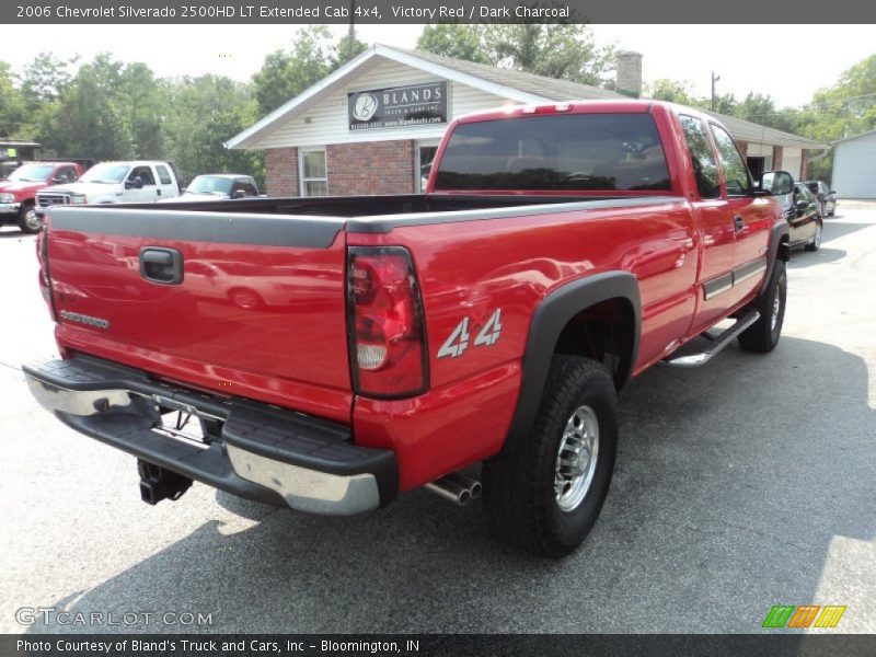 Victory Red / Dark Charcoal 2006 Chevrolet Silverado 2500HD LT Extended Cab 4x4