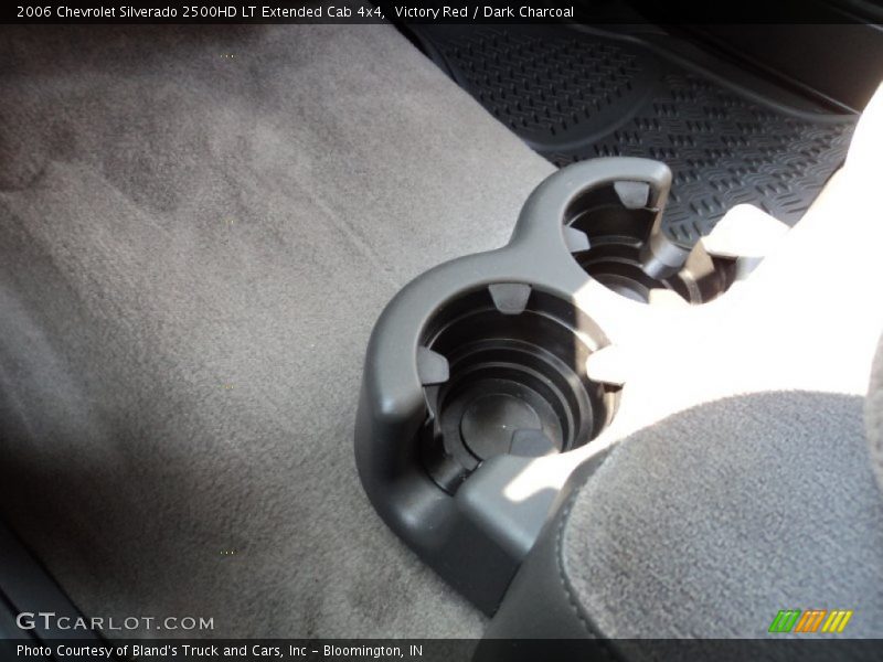 Victory Red / Dark Charcoal 2006 Chevrolet Silverado 2500HD LT Extended Cab 4x4