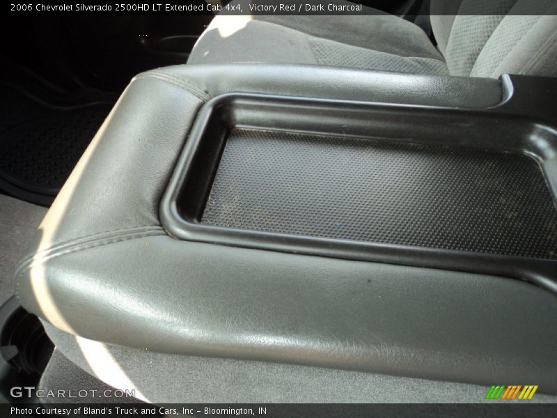 Victory Red / Dark Charcoal 2006 Chevrolet Silverado 2500HD LT Extended Cab 4x4