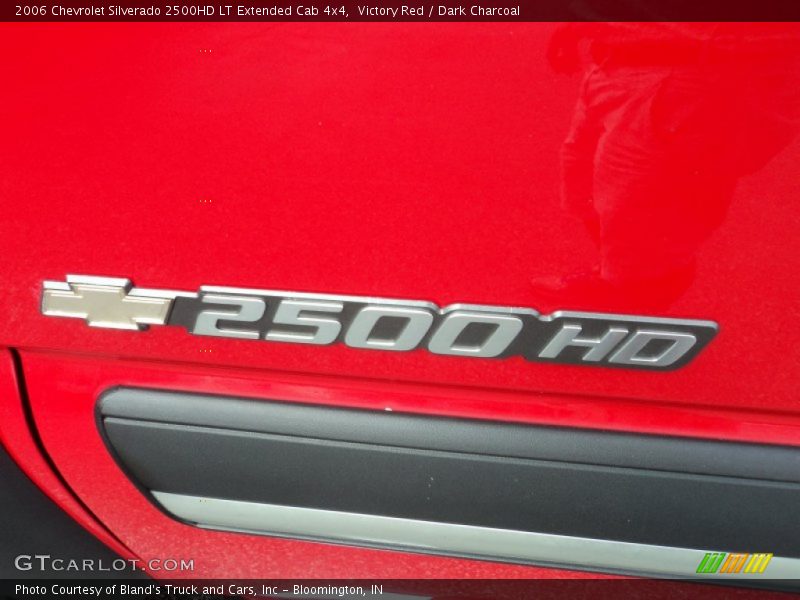 Victory Red / Dark Charcoal 2006 Chevrolet Silverado 2500HD LT Extended Cab 4x4