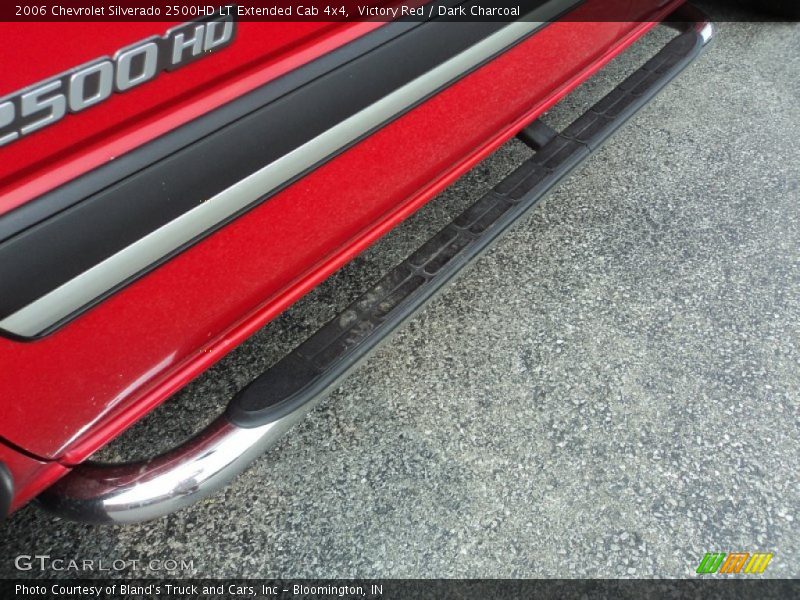 Victory Red / Dark Charcoal 2006 Chevrolet Silverado 2500HD LT Extended Cab 4x4