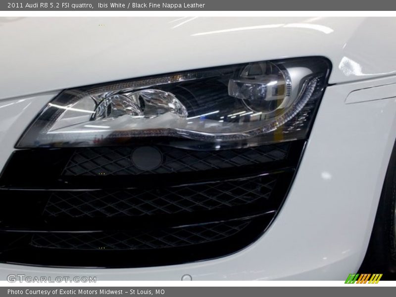 Ibis White / Black Fine Nappa Leather 2011 Audi R8 5.2 FSI quattro