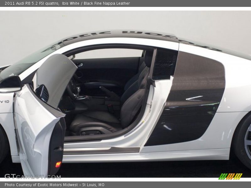 Ibis White / Black Fine Nappa Leather 2011 Audi R8 5.2 FSI quattro