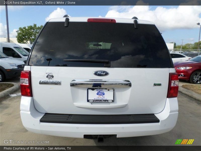 Oxford White / Stone 2014 Ford Expedition XLT