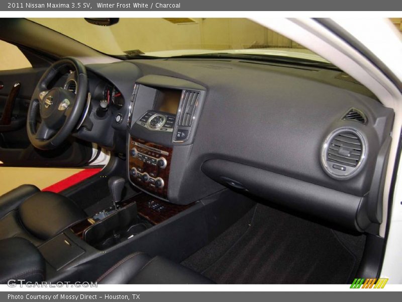 Winter Frost White / Charcoal 2011 Nissan Maxima 3.5 SV