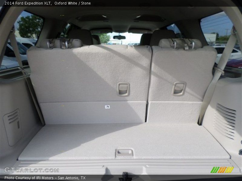 Oxford White / Stone 2014 Ford Expedition XLT