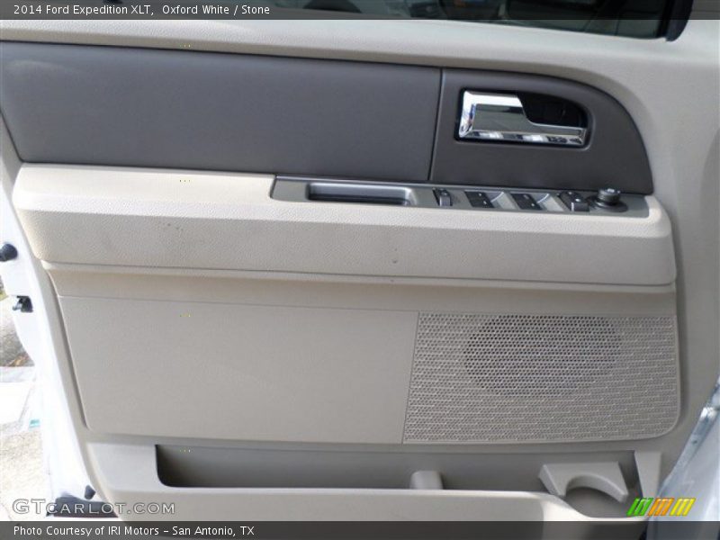 Oxford White / Stone 2014 Ford Expedition XLT