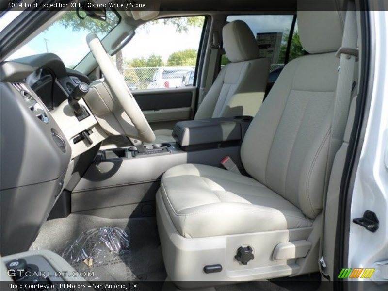 Oxford White / Stone 2014 Ford Expedition XLT
